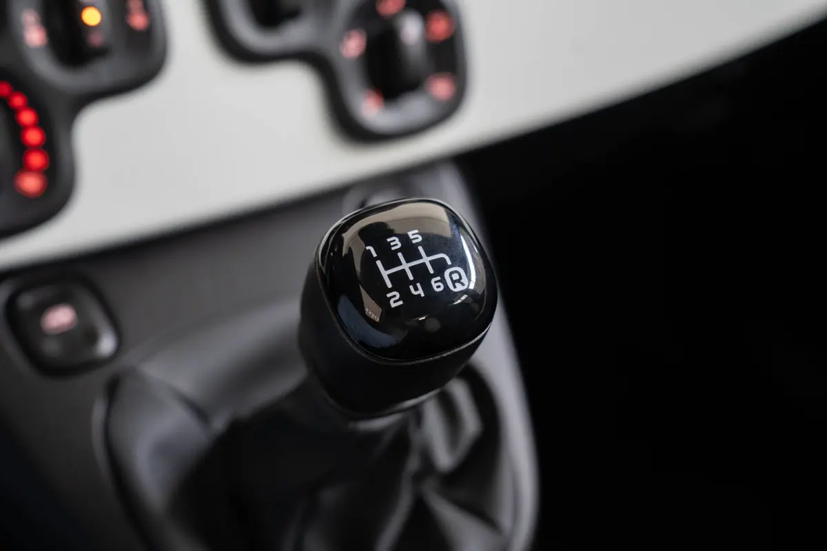1.0 Hybrid Cross | Tot 8 Jaar Garantie | Parkeersensoren | Apple Carplay & Android Auto | Cruise Controle | Airco |