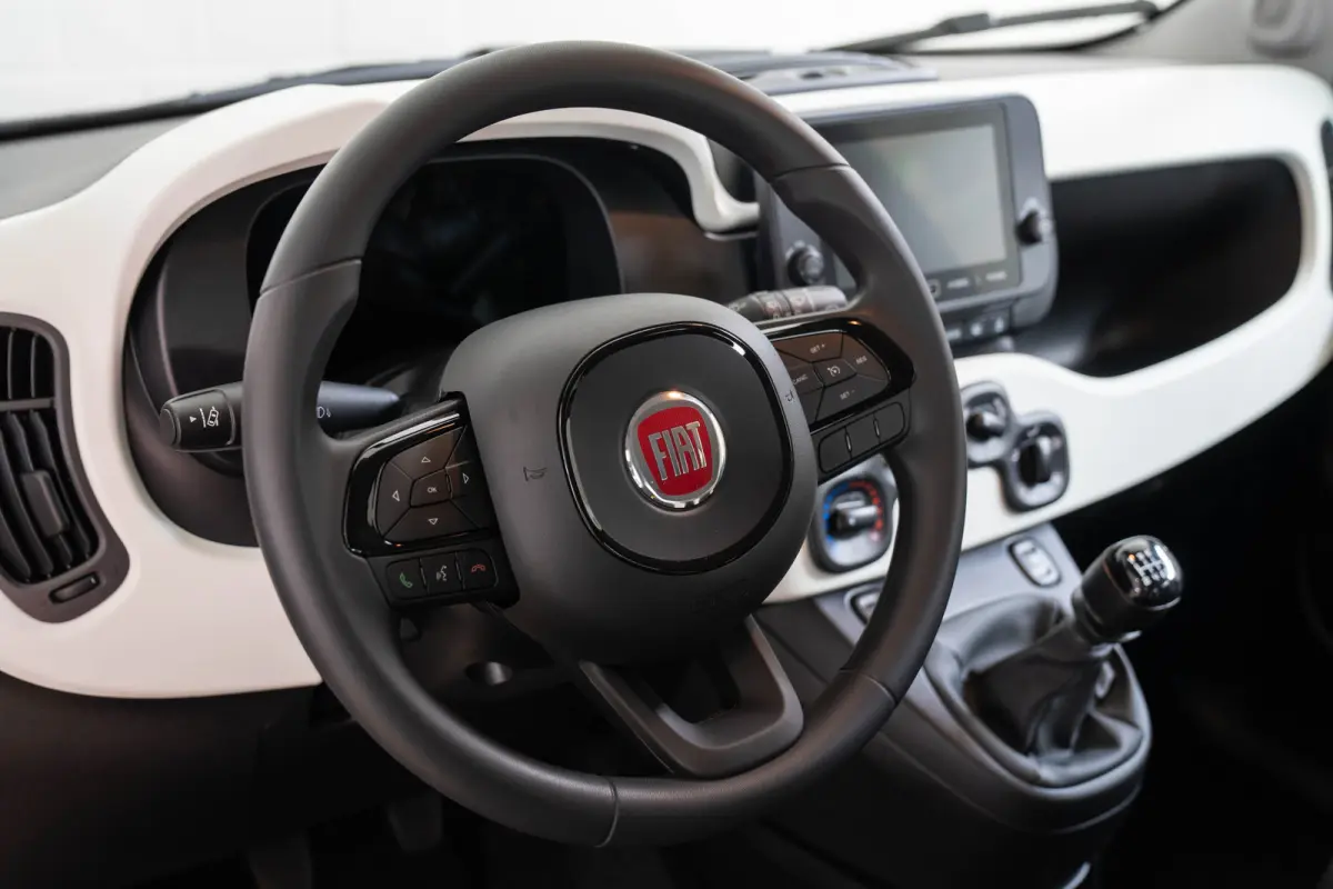 1.0 Hybrid Cross | Tot 8 Jaar Garantie | Parkeersensoren | Apple Carplay & Android Auto | Cruise Controle | Airco |