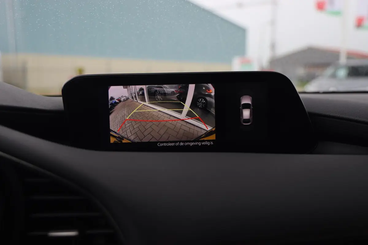 2.0 e-SkyActiv-X M Hybrid 180 Comfort|Leer|Stoel+Stuurverwarming|HUD|Camera|ACC