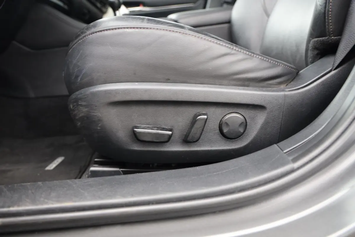 2.0 e-SkyActiv-X M Hybrid 180 Comfort|Leer|Stoel+Stuurverwarming|HUD|Camera|ACC
