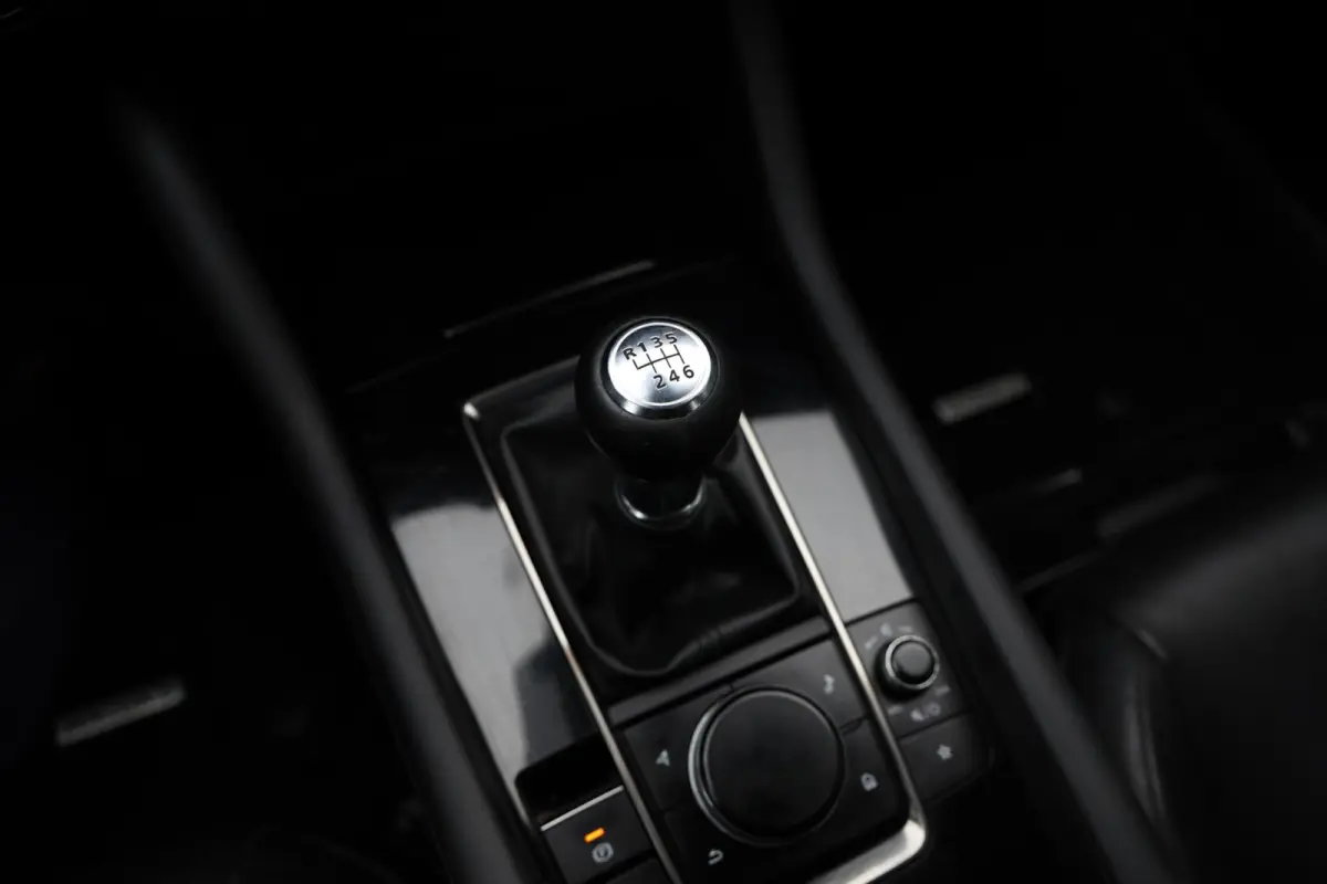 2.0 e-SkyActiv-X M Hybrid 180 Comfort|Leer|Stoel+Stuurverwarming|HUD|Camera|ACC