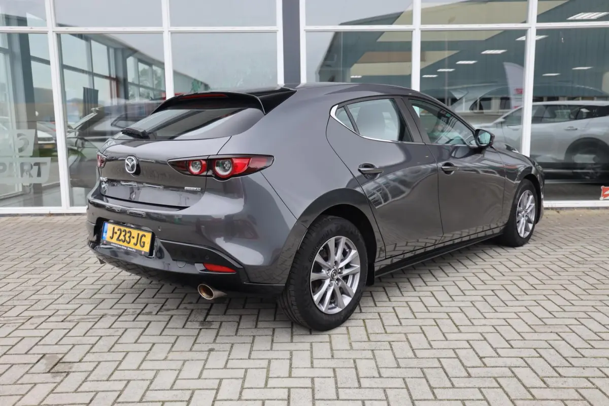 2.0 e-SkyActiv-X M Hybrid 180 Comfort|Leer|Stoel+Stuurverwarming|HUD|Camera|ACC