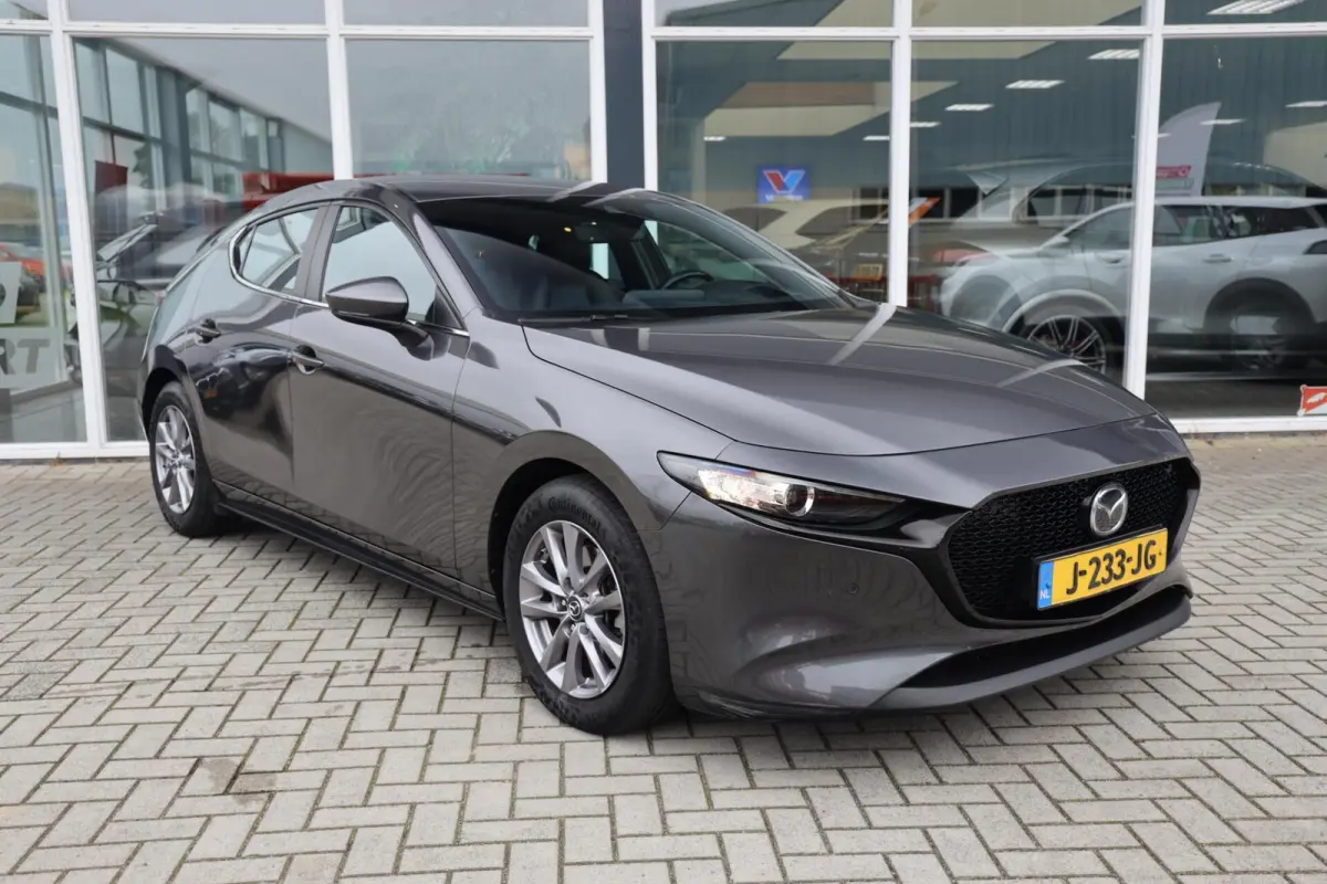 2.0 e-SkyActiv-X M Hybrid 180 Comfort|Leer|Stoel+Stuurverwarming|HUD|Camera|ACC