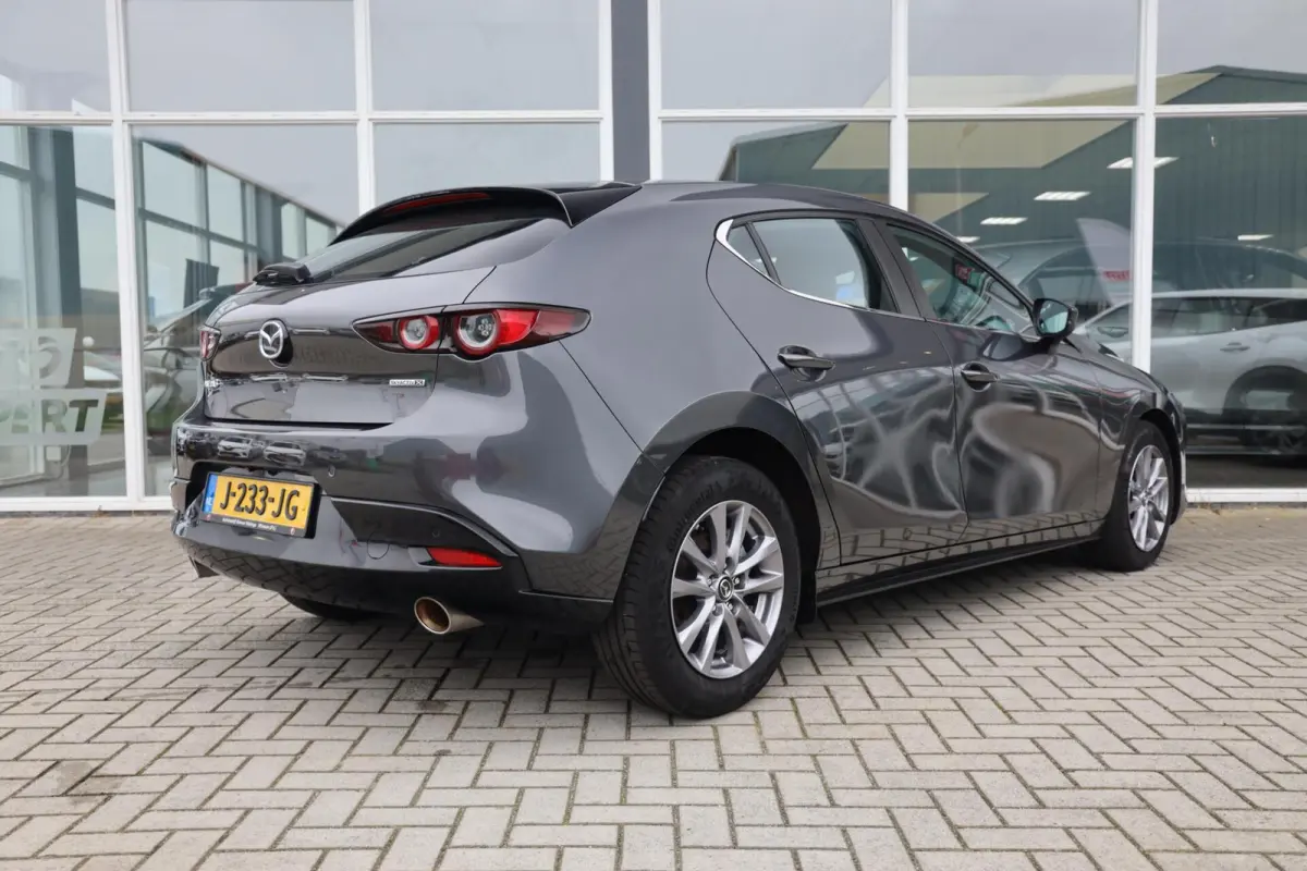 2.0 e-SkyActiv-X M Hybrid 180 Comfort|Leer|Stoel+Stuurverwarming|HUD|Camera|ACC