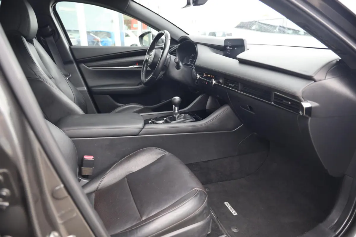 2.0 e-SkyActiv-X M Hybrid 180 Comfort|Leer|Stoel+Stuurverwarming|HUD|Camera|ACC