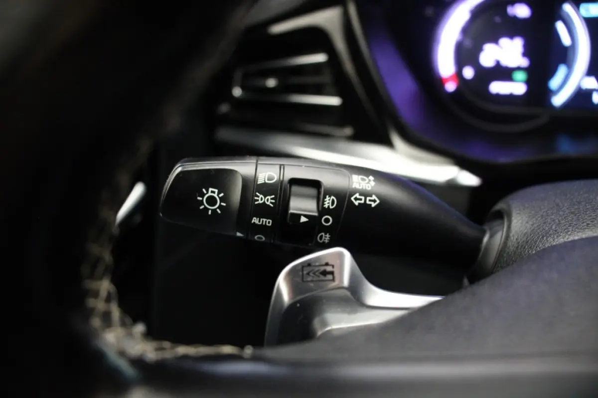 Edition 64 kWh 3 Fase - Carplay, Camera, Stoel/Stuur Verw. Half Leer, Adapt. Cruise