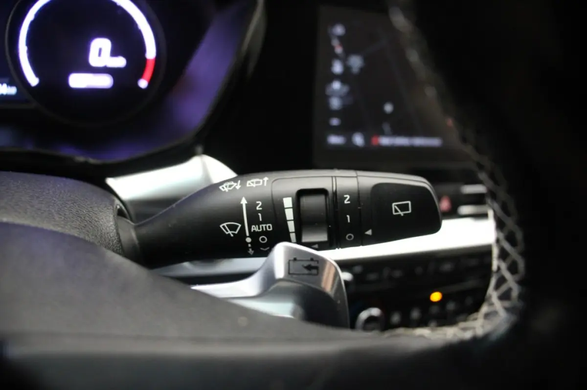 Edition 64 kWh 3 Fase - Carplay, Camera, Stoel/Stuur Verw. Half Leer, Adapt. Cruise