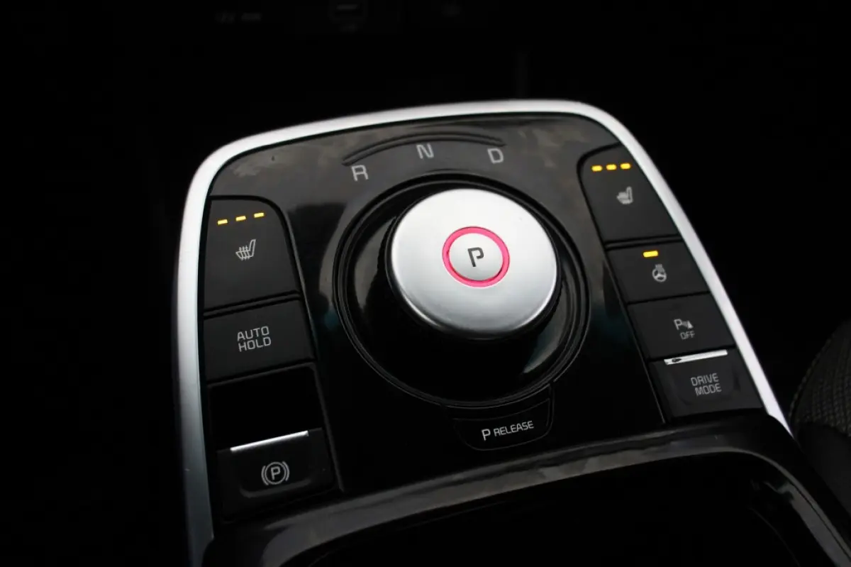 E-Niro Edition 64 kWh 3 Fase - Carplay, Camera, Stoel/Stuur Verw. Half Leer