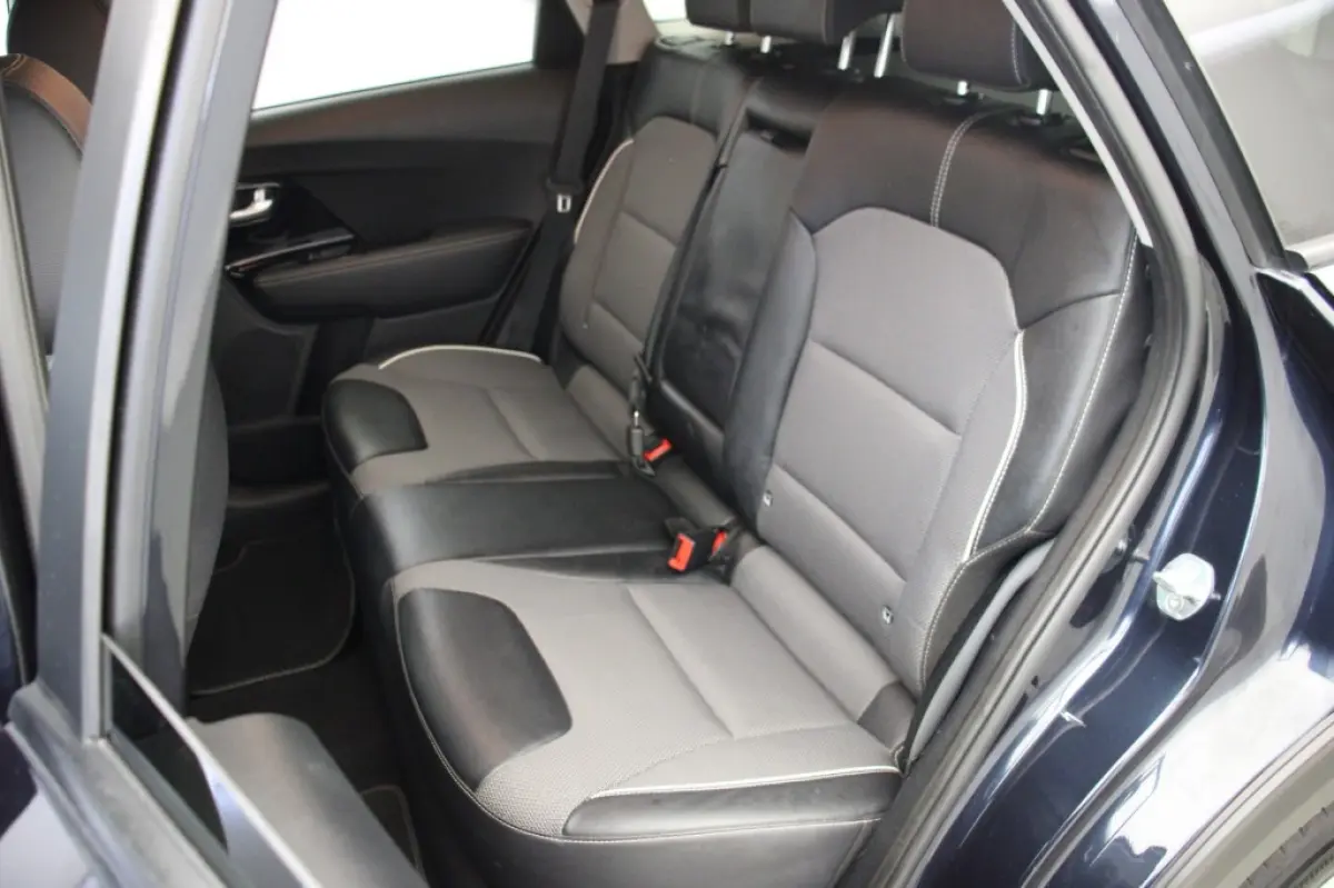 E-Niro Edition 64 kWh 3 Fase - Carplay, Camera, Stoel/Stuur Verw. Half Leer