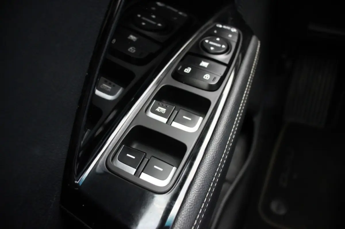 E-Niro Edition 64 kWh 3 Fase - Carplay, Camera, Stoel/Stuur Verw. Half Leer