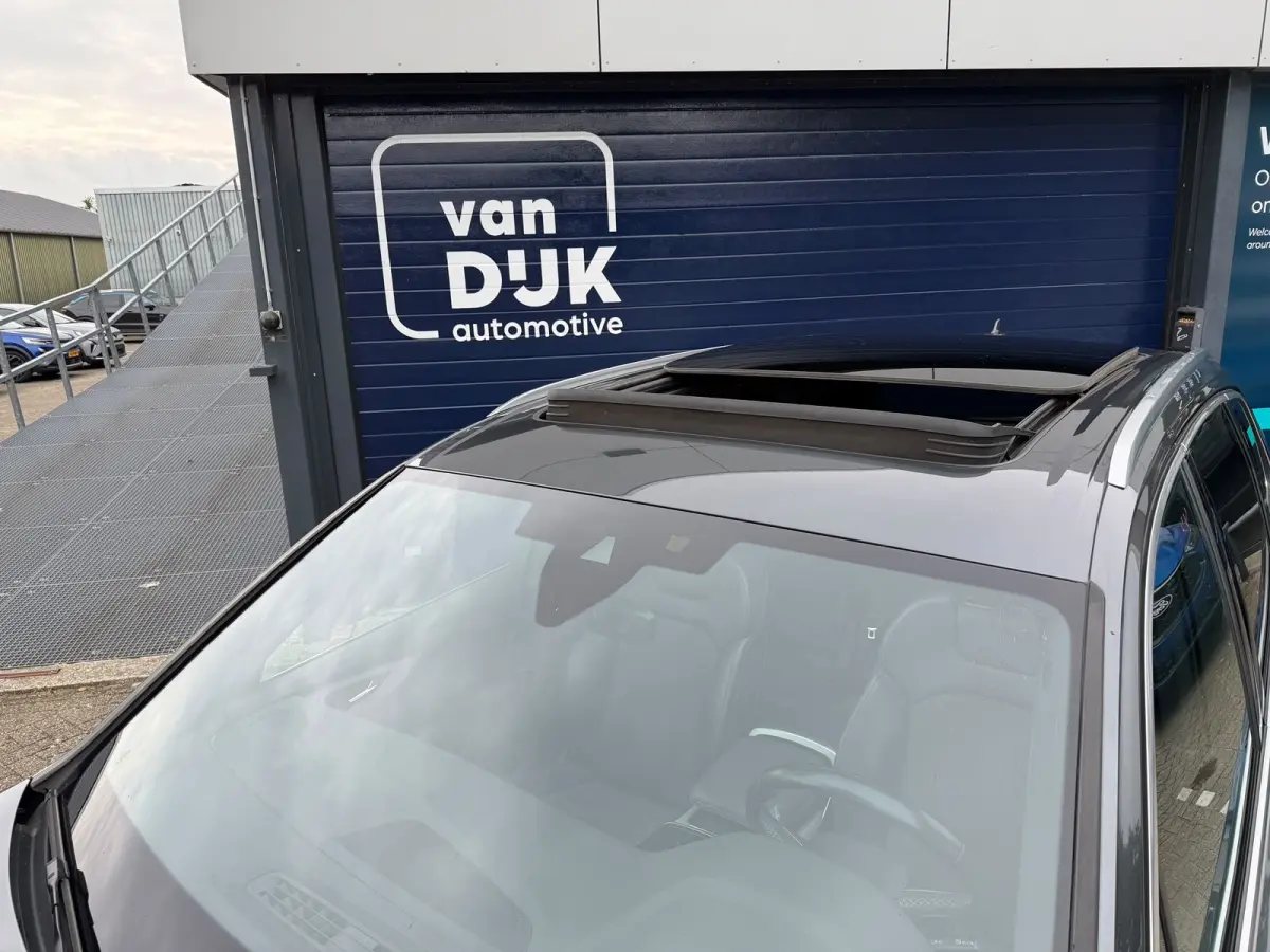 55 TFSI e quattro Pro Line S Panoramadak Luchtvering 21 inch velgen Bang en Olufsen 3D Zwarte hemel Trekhaak Camera Sportstoelen Deels leder