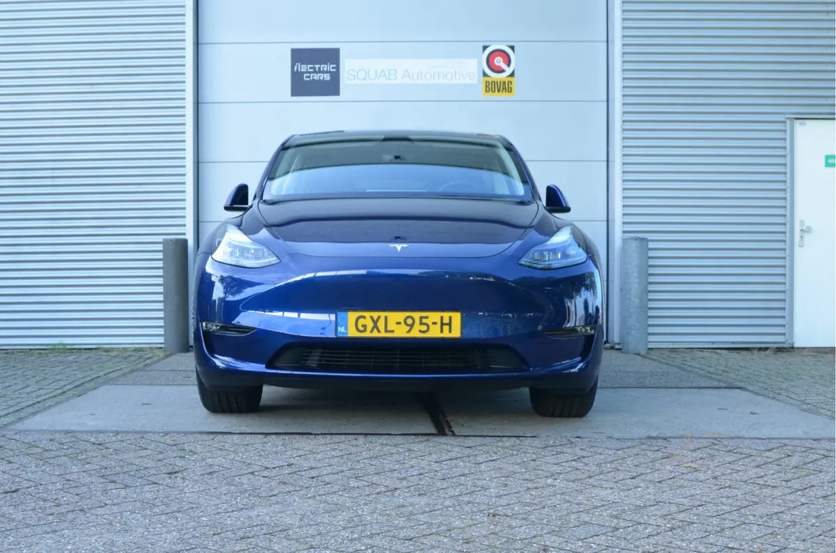 Long Range AWD 75 kWh Trekhaak (1.600kg), AutoPilot4.0 (FSD 99,- p/mnd)