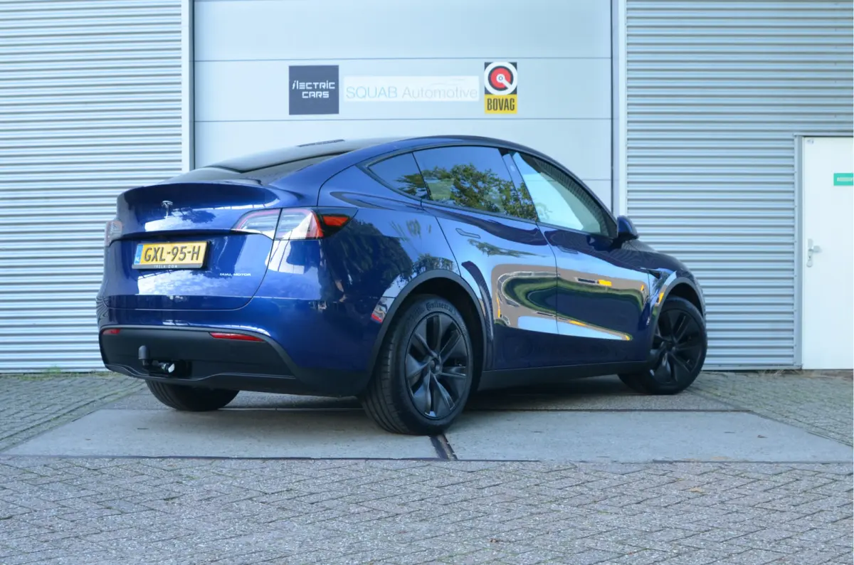 Long Range AWD 75 kWh Trekhaak (1.600kg), AutoPilot4.0 (FSD 99,- p/mnd)