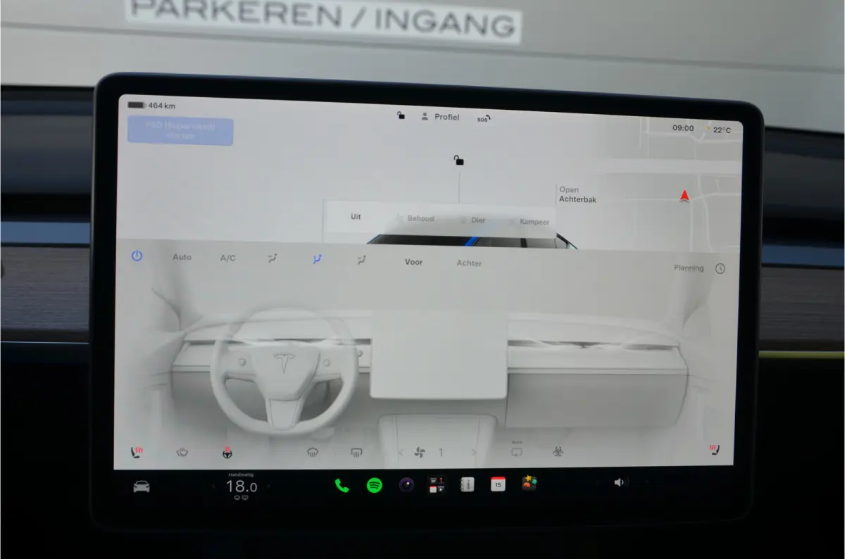 Long Range AWD 75 kWh Trekhaak (1.600kg), AutoPilot4.0 (FSD 99,- p/mnd)