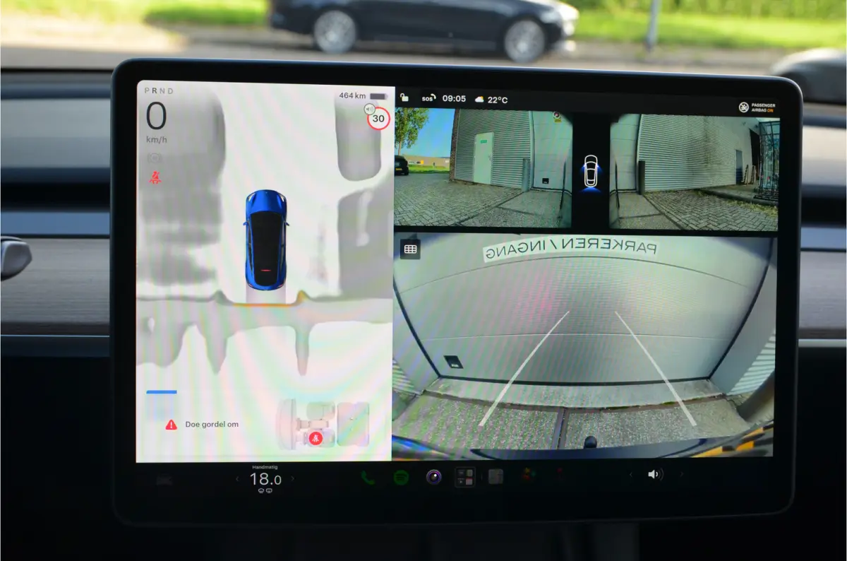 Long Range AWD 75 kWh Trekhaak (1.600kg), AutoPilot4.0 (FSD 99,- p/mnd)