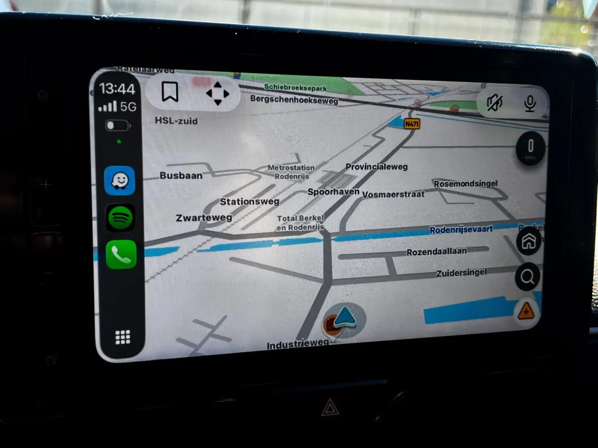 1.5 Hybrid 115 First Edition carplay_Camera_Digital Cockpit