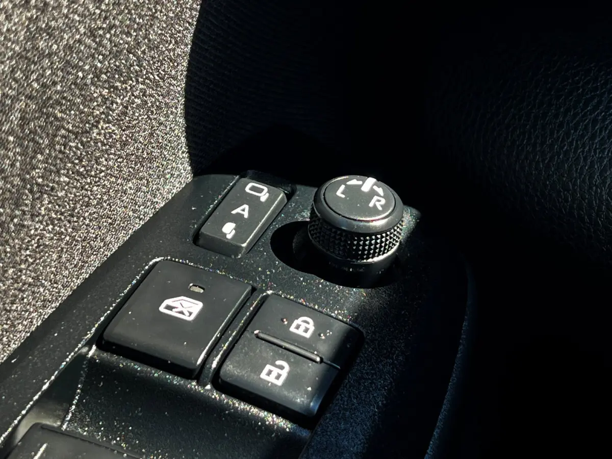 1.5 Hybrid 115 First Edition carplay_Camera_Digital Cockpit