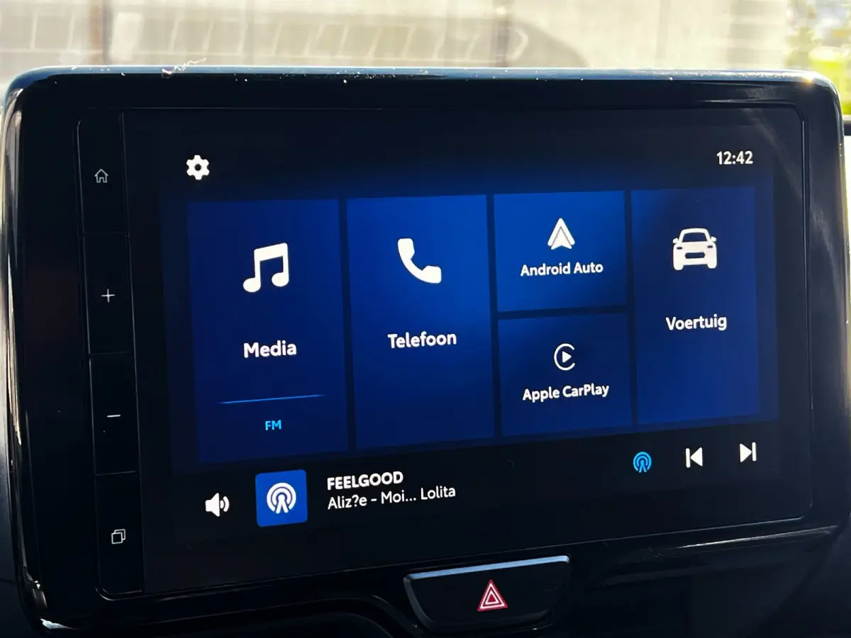 1.5 Hybrid 115 First Edition carplay_Camera_Digital Cockpit
