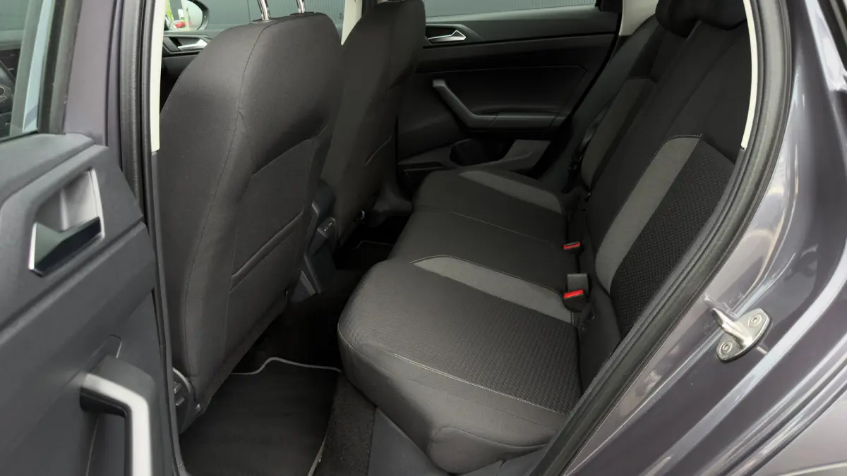 1.0 TSI DSG Life Business | Apple Carplay | Navi | Clima | Automaat | Parkeersensoren (Park Distance Control)