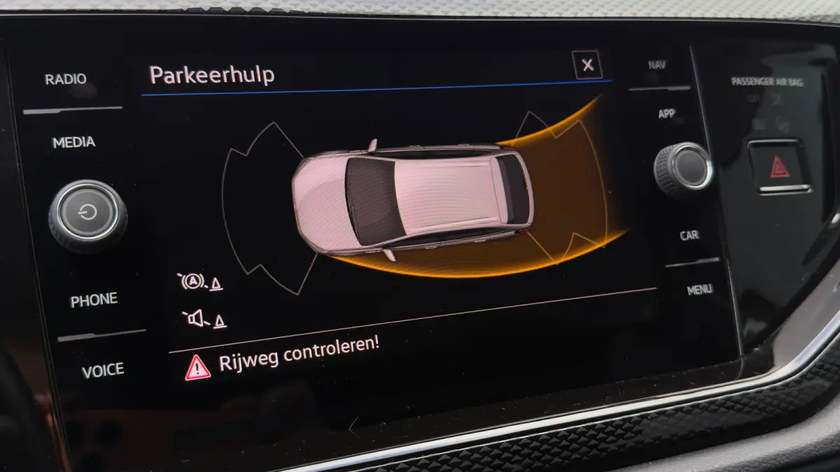 1.0 TSI DSG Life Business | Apple Carplay | Navi | Clima | Automaat | Parkeersensoren (Park Distance Control)
