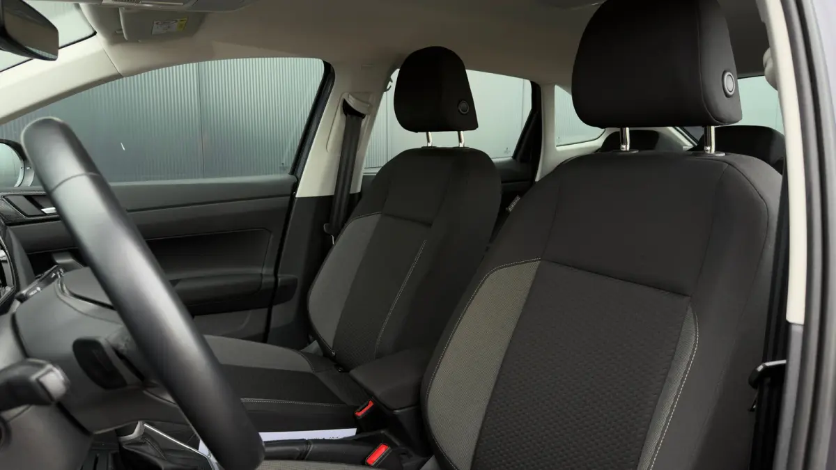 1.0 TSI DSG Life Business | Apple Carplay | Navi | Clima | Automaat | Parkeersensoren (Park Distance Control)