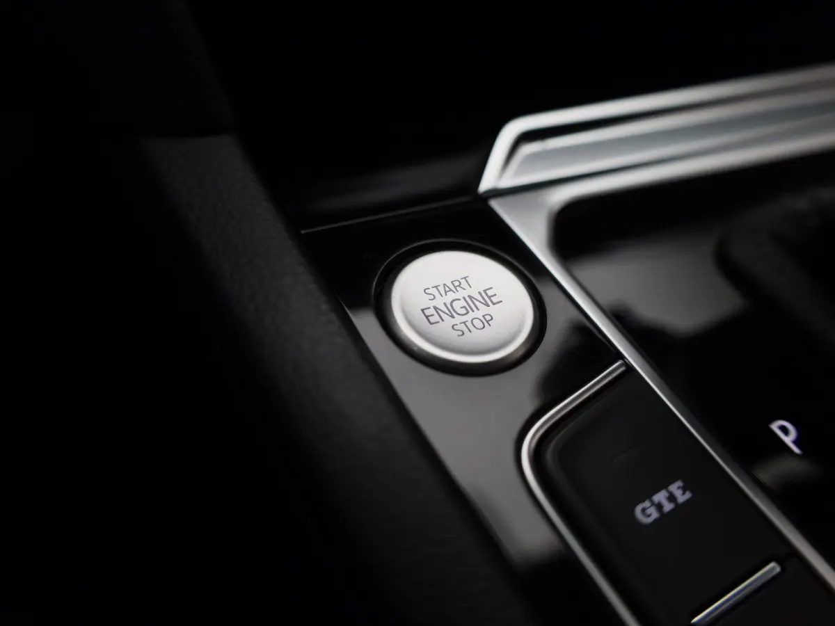 1.4 TSI eHybrid R-Line Business+ 218 PK| Dealeronderhouden | Trekhaak | LEDER Interieur | 360 Camera | Achterklep Elektrisch | Stoelverwarming Voor & Achter | Navigatie Pro | Dodehoeksensor