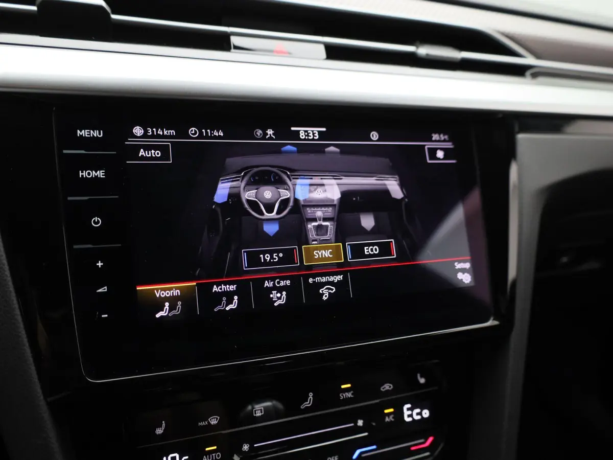 1.4 TSI eHybrid R-Line Business+ 218 PK| Dealeronderhouden | Trekhaak | LEDER Interieur | 360 Camera | Achterklep Elektrisch | Stoelverwarming Voor & Achter | Navigatie Pro | Dodehoeksensor