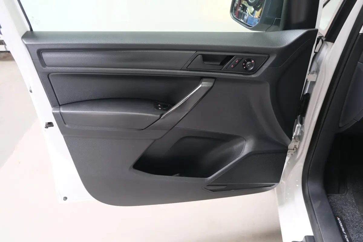 2.0 TDI L1H1 BMT - Airco, Cruise, Trekhaak.