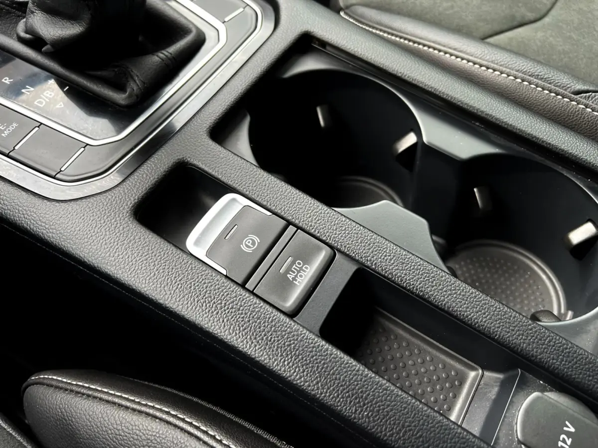 GTE1.4 TSI 218pk DSG/AUT eHybrid R-Line PHEV Camera, Massage stoel, Adaptief cruise control