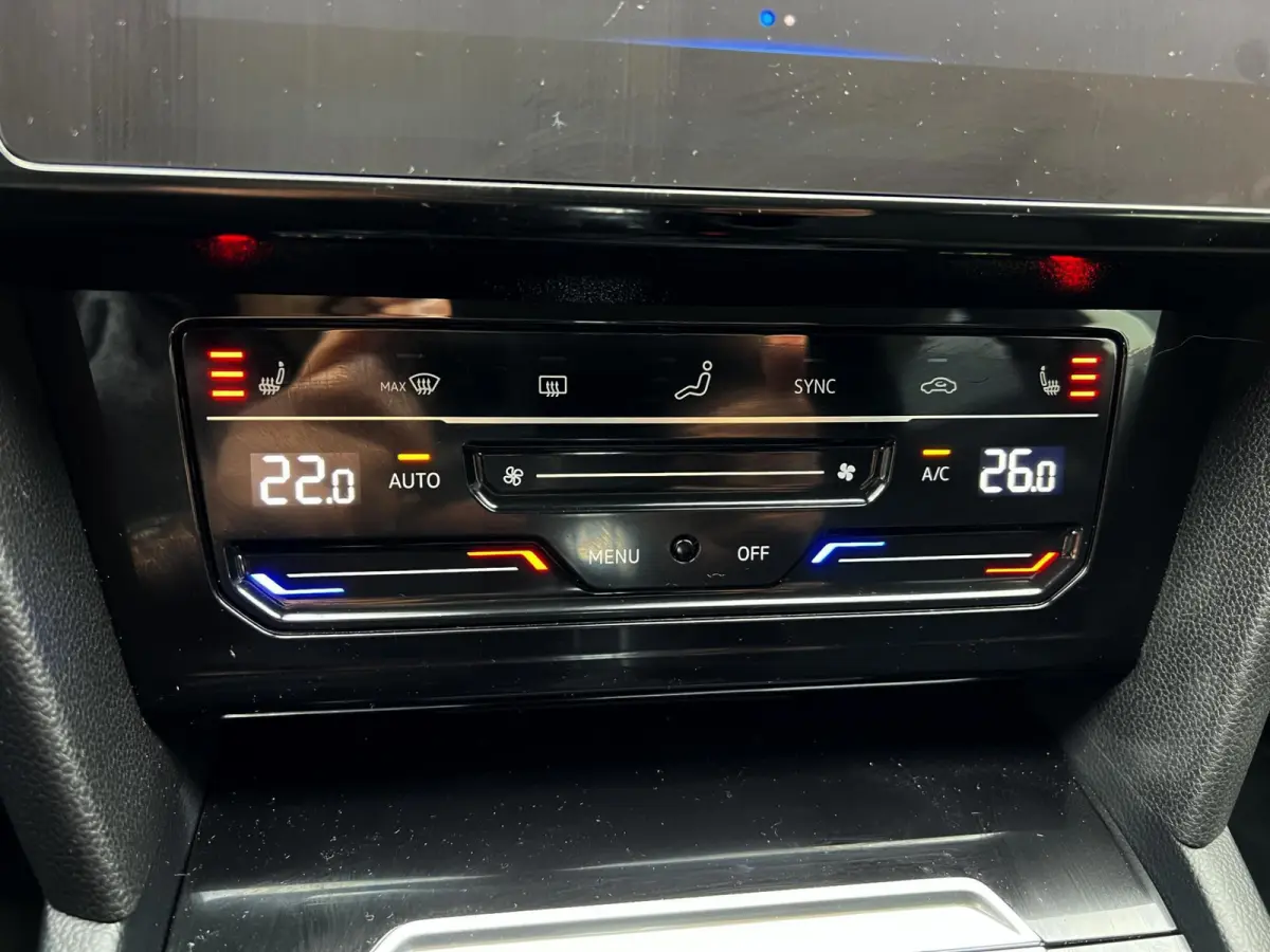 GTE1.4 TSI 218pk DSG/AUT eHybrid R-Line PHEV Camera, Massage stoel, Adaptief cruise control