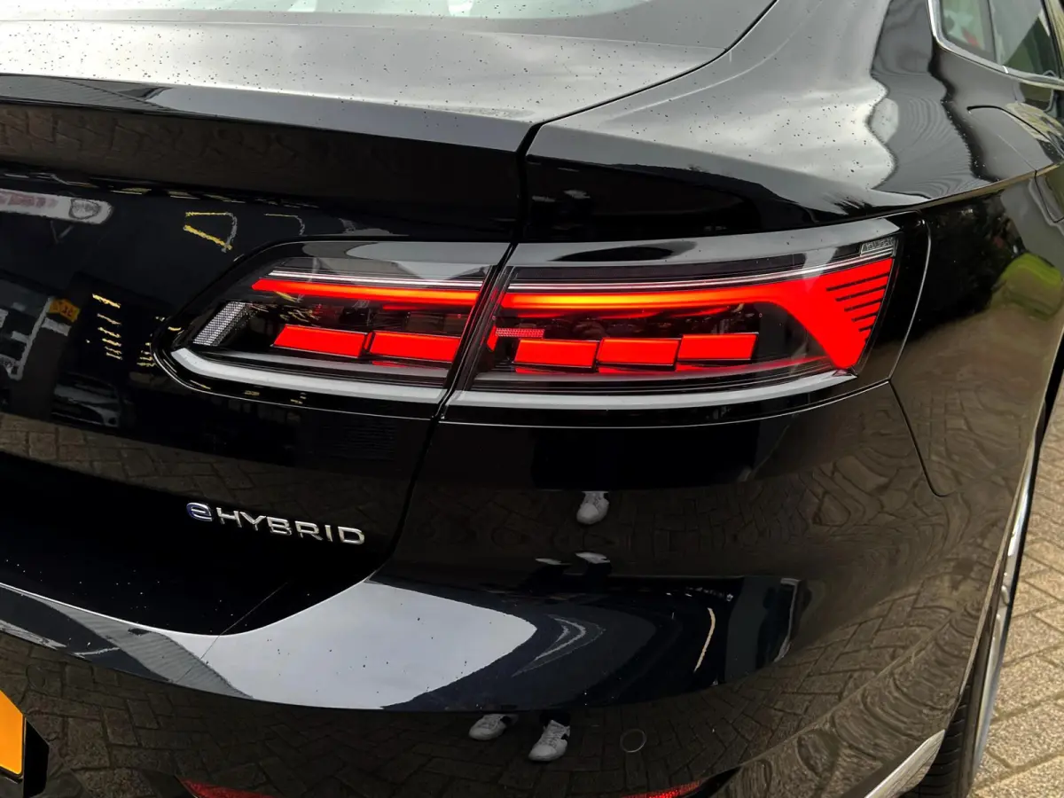 GTE1.4 TSI 218pk DSG/AUT eHybrid R-Line PHEV Camera, Massage stoel, Adaptief cruise control