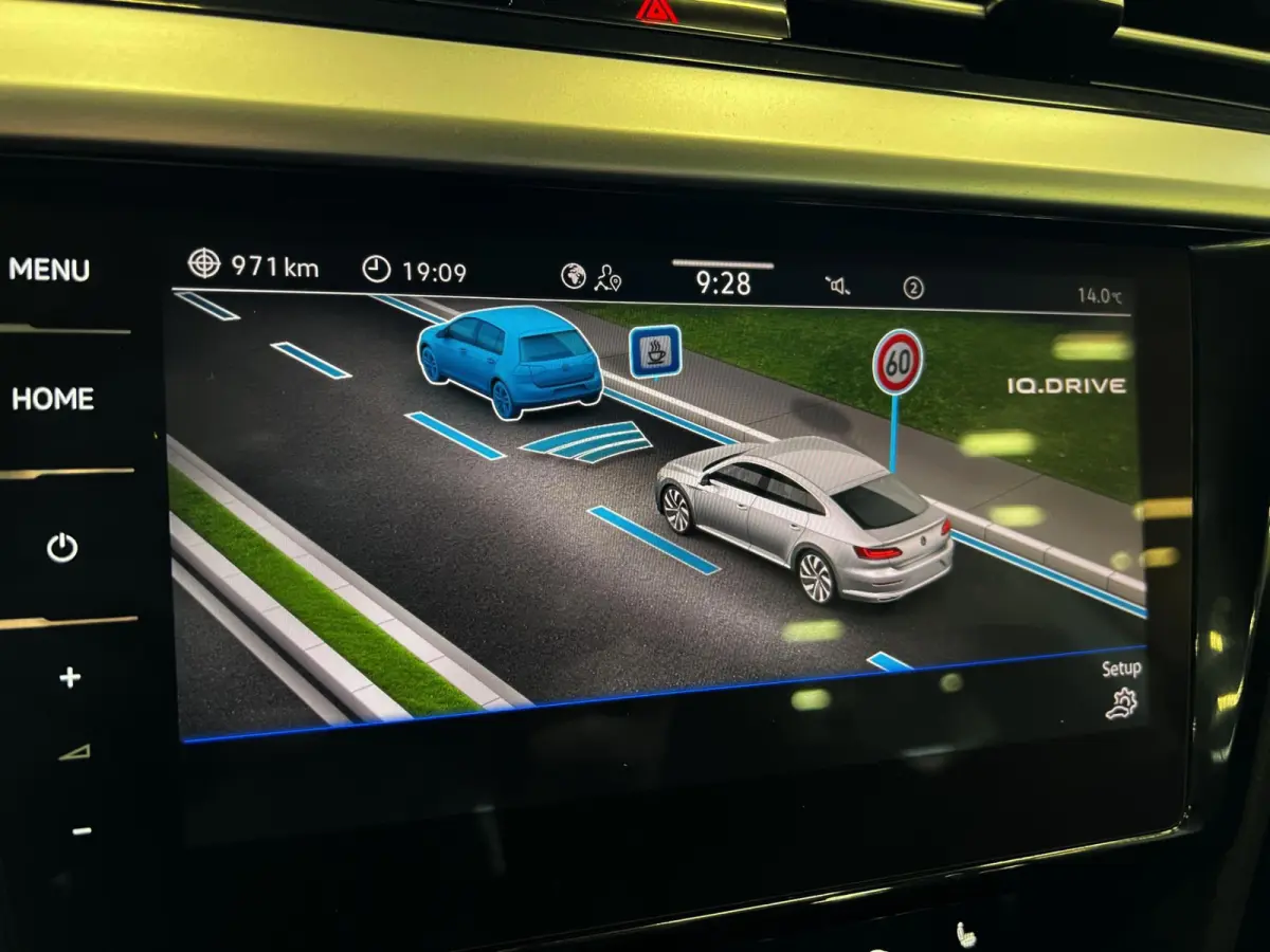 GTE1.4 TSI 218pk DSG/AUT eHybrid R-Line PHEV Camera, Massage stoel, Adaptief cruise control