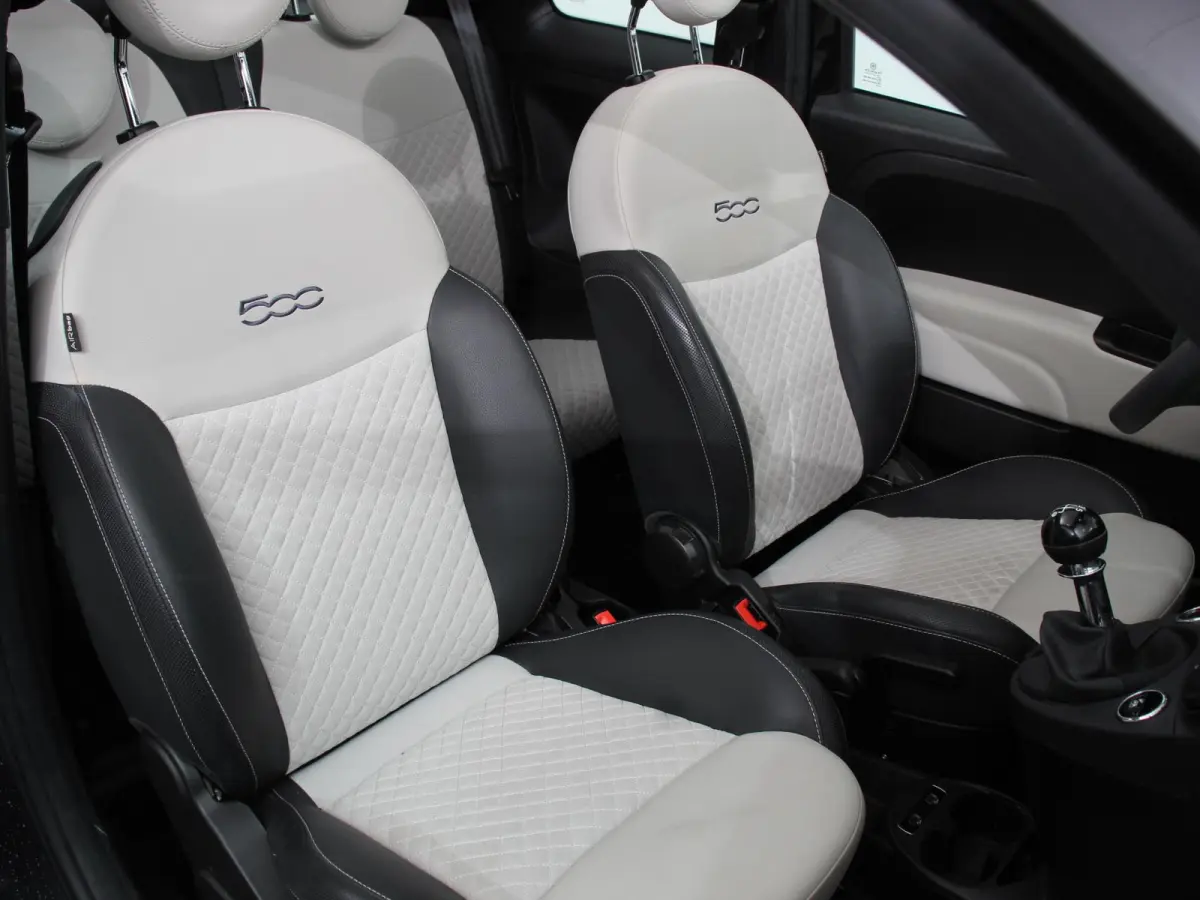 1.0 Hybrid Dolcevita Leder Navigatie Apple Carplay/Android Auto Parkeersensoren achter Cruise Control Climate Control