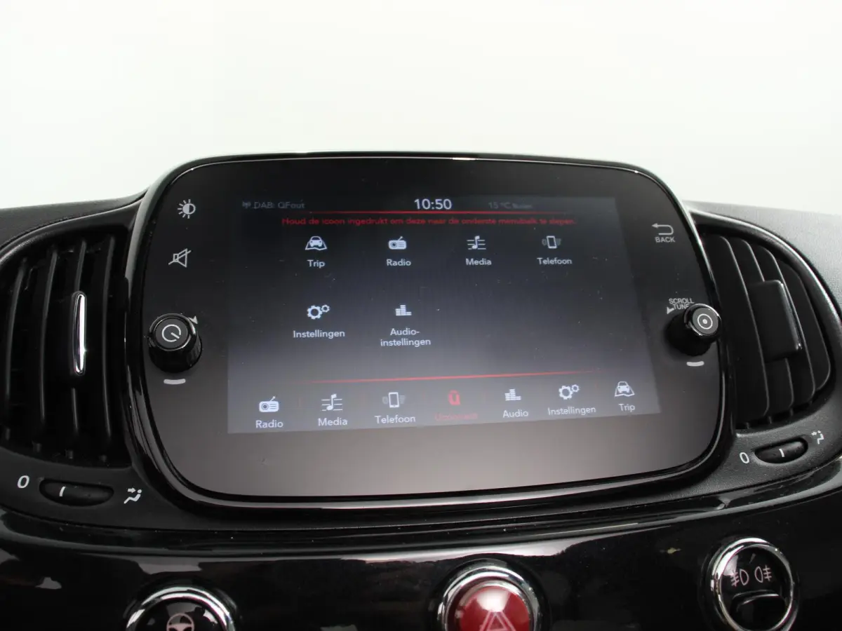 1.0 Hybrid Dolcevita Leder Navigatie Apple Carplay/Android Auto Parkeersensoren achter Cruise Control Climate Control
