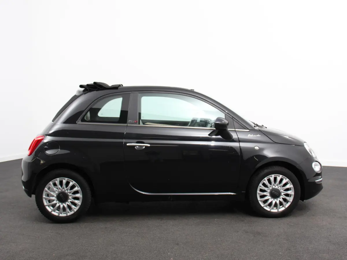 1.0 Hybrid Dolcevita Leder Navigatie Apple Carplay/Android Auto Parkeersensoren achter Cruise Control Climate Control