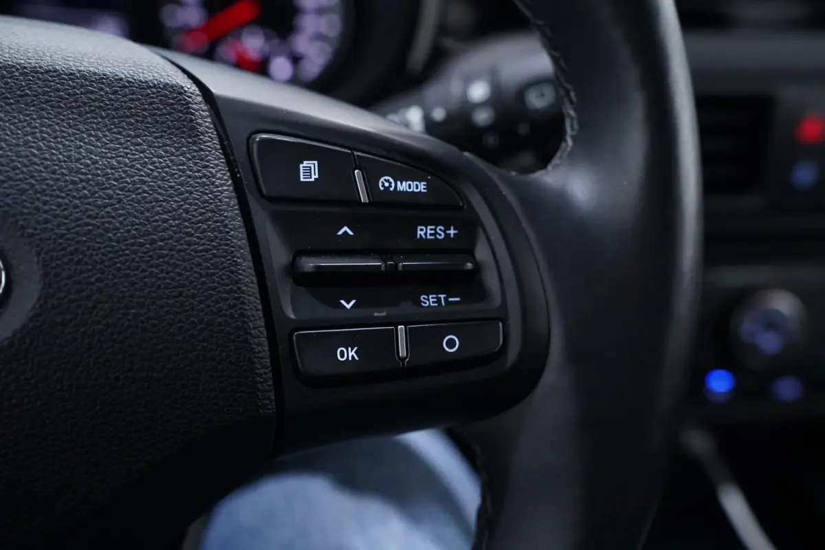 1.0 Trend Apple Carplay Navi Airco PDC Achter Stuur/Stoelverwarming lane-assist DAB-ontvangst electr.-pakket cruise-controle bestuurders stoel hoogteverstelbaar stuurbediening