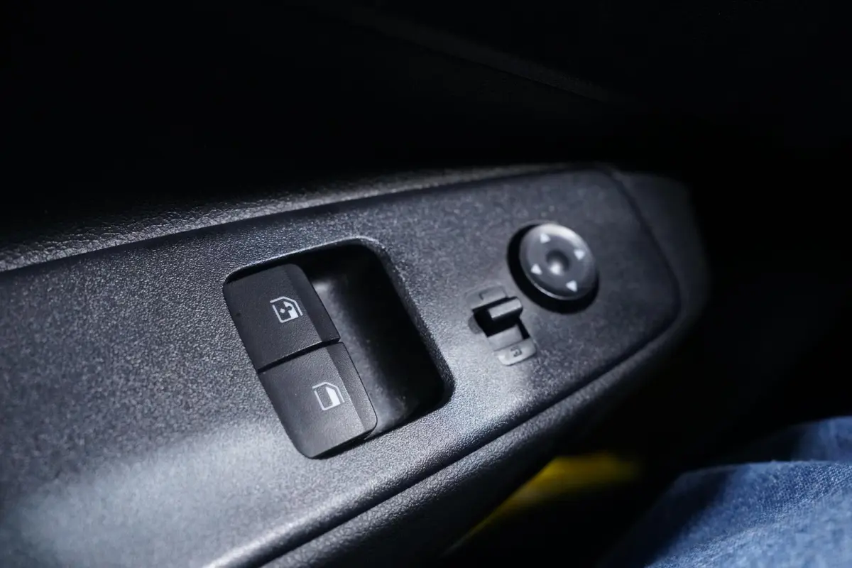 1.0 Trend Apple Carplay Navi Airco PDC Achter Stuur/Stoelverwarming lane-assist DAB-ontvangst electr.-pakket cruise-controle bestuurders stoel hoogteverstelbaar stuurbediening
