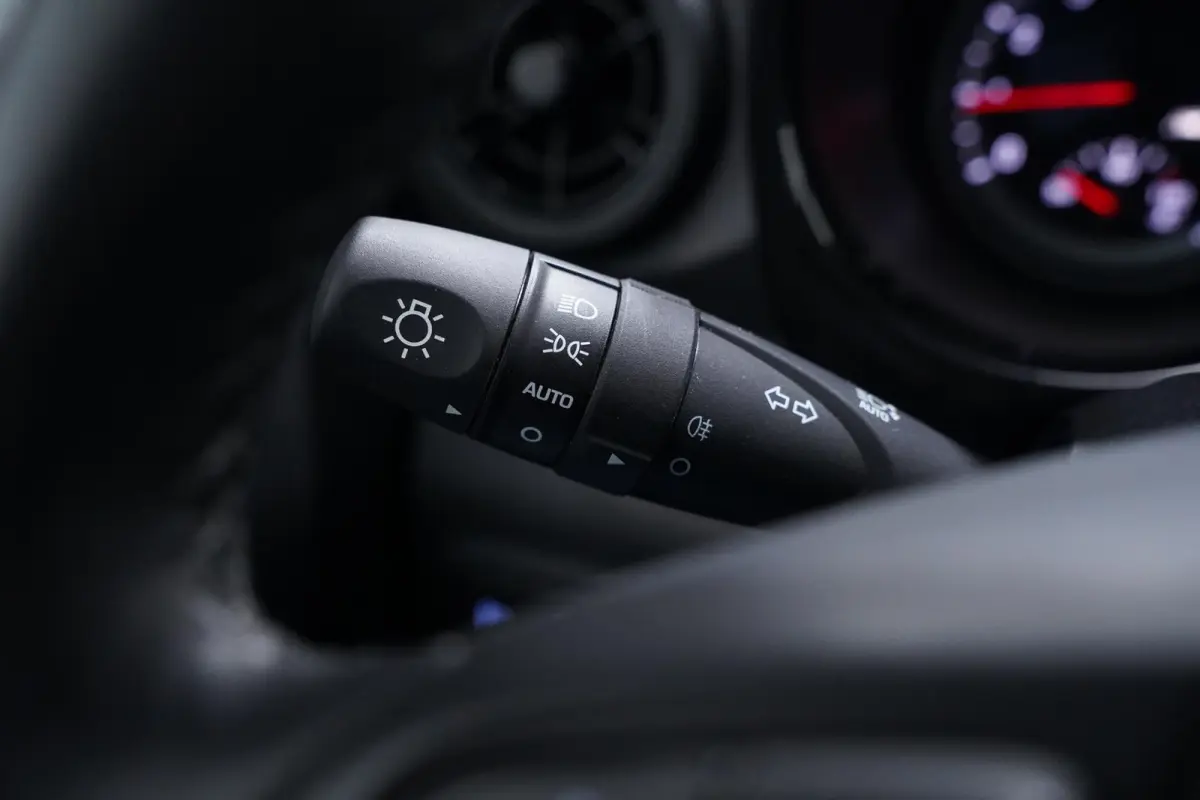 1.0 Trend Apple Carplay Navi Airco PDC Achter Stuur/Stoelverwarming lane-assist DAB-ontvangst electr.-pakket cruise-controle bestuurders stoel hoogteverstelbaar stuurbediening