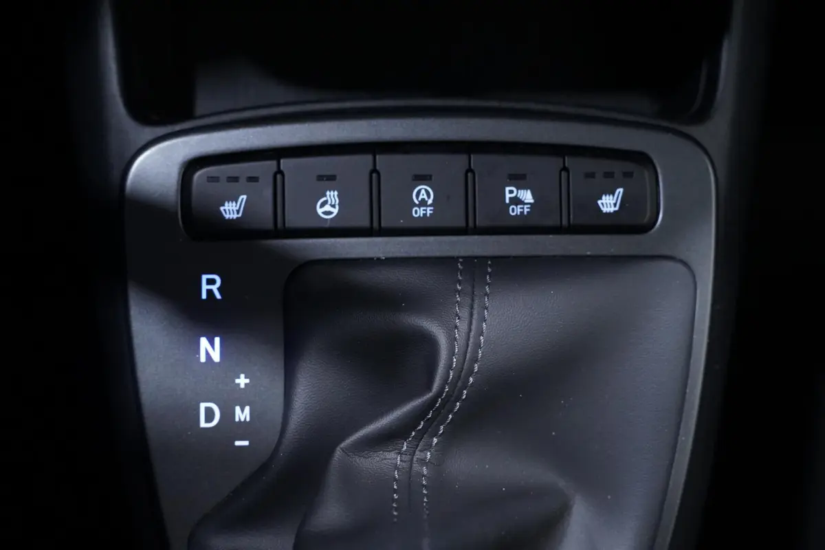 1.0 Trend Apple Carplay Navi Airco PDC Achter Stuur/Stoelverwarming lane-assist DAB-ontvangst electr.-pakket cruise-controle bestuurders stoel hoogteverstelbaar stuurbediening