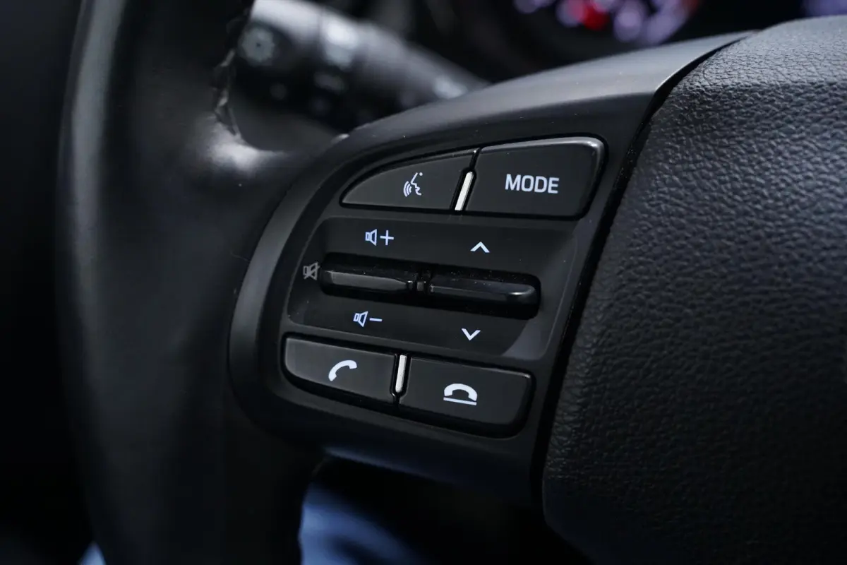 1.0 Trend Apple Carplay Navi Airco PDC Achter Stuur/Stoelverwarming lane-assist DAB-ontvangst electr.-pakket cruise-controle bestuurders stoel hoogteverstelbaar stuurbediening