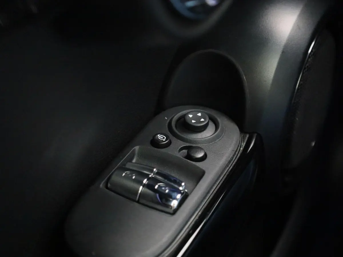 Camden Edition 33 kWh | SOH 100% | PANORAMADAK | ACHTERUITRIJCAMERA | HARMAN KARDON | STOELVERWARMING | APPLE CARPLAY - ANDROID AUTO | CLIMATE CONTROL | CRUISE CONTROL |
