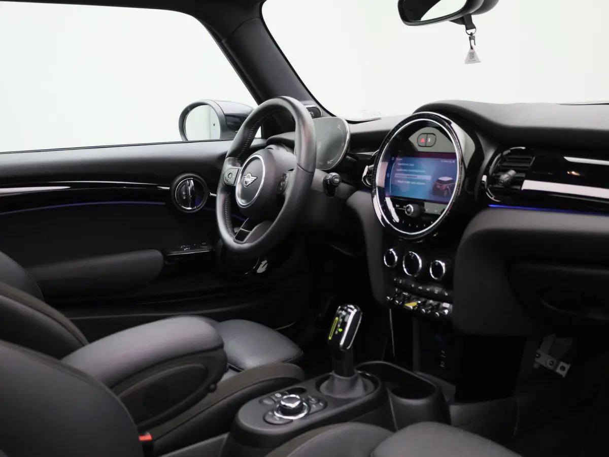 Camden Edition 33 kWh | SOH 100% | PANORAMADAK | ACHTERUITRIJCAMERA | HARMAN KARDON | STOELVERWARMING | APPLE CARPLAY - ANDROID AUTO | CLIMATE CONTROL | CRUISE CONTROL |