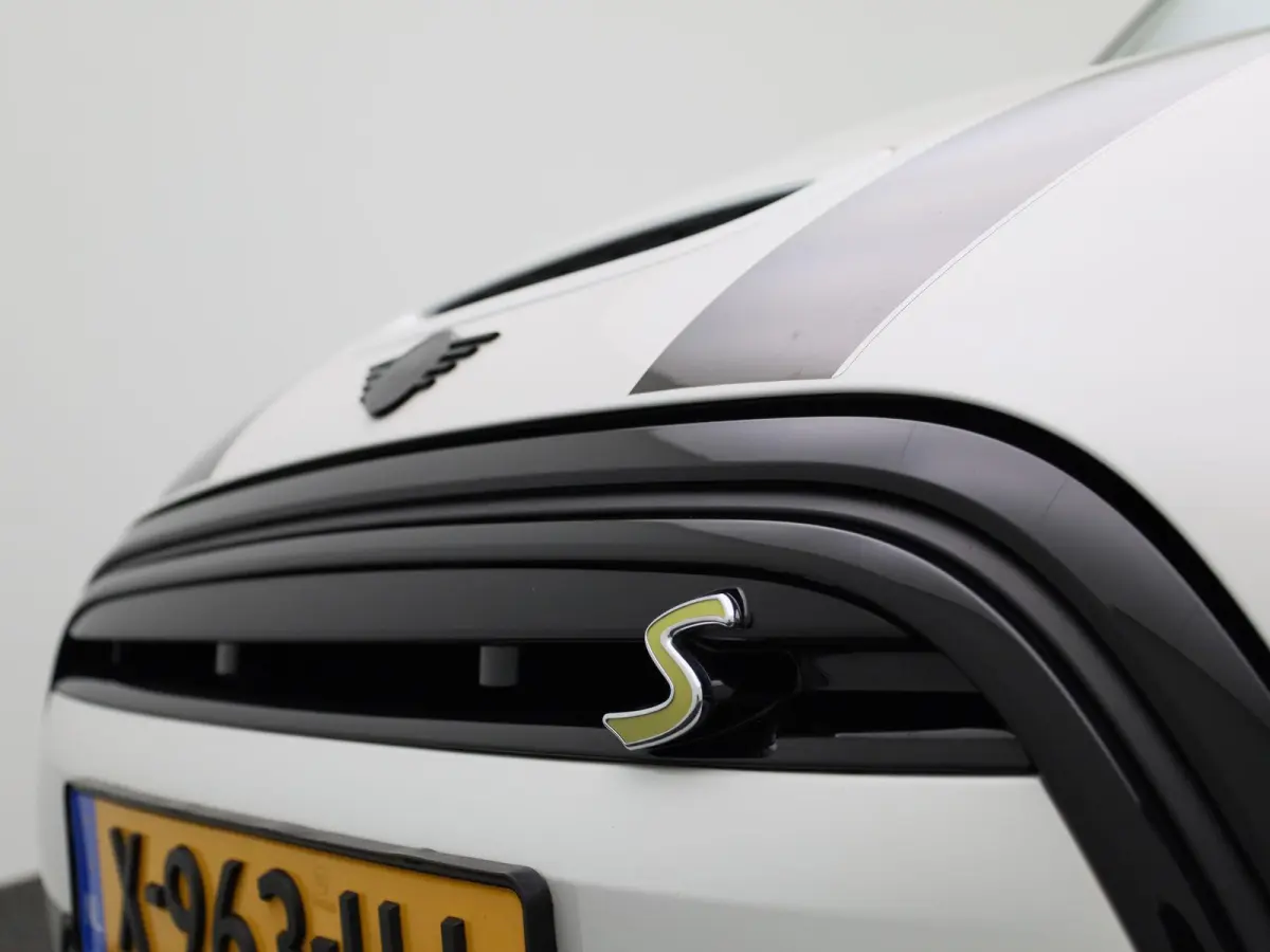 Camden Edition 33 kWh | SOH 100% | PANORAMADAK | ACHTERUITRIJCAMERA | HARMAN KARDON | STOELVERWARMING | APPLE CARPLAY - ANDROID AUTO | CLIMATE CONTROL | CRUISE CONTROL |