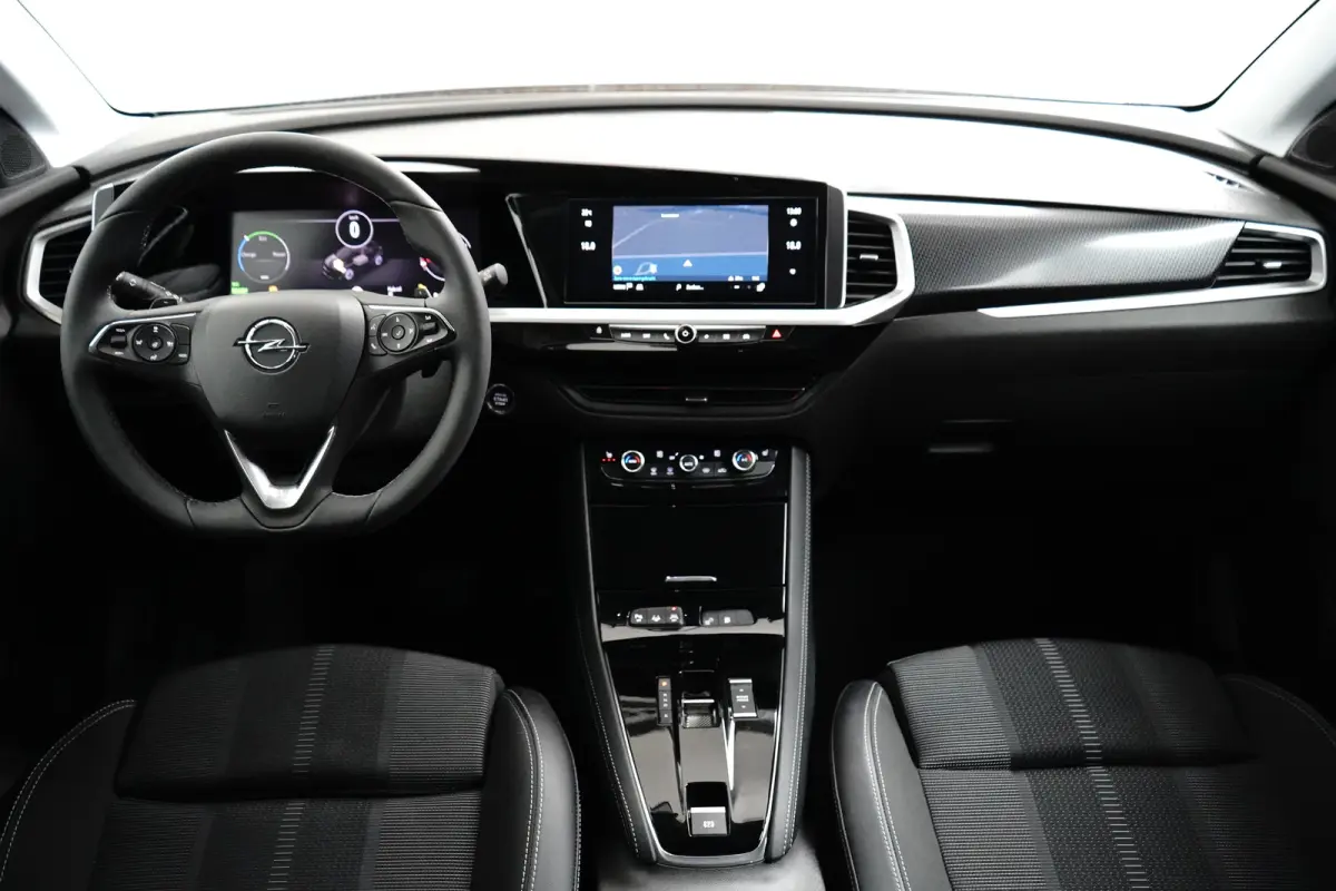 1.6 Turbo Plug-In Hybrid GS Line