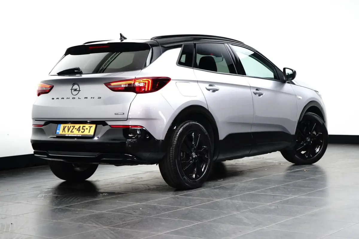 1.6 Turbo Plug-In Hybrid GS Line