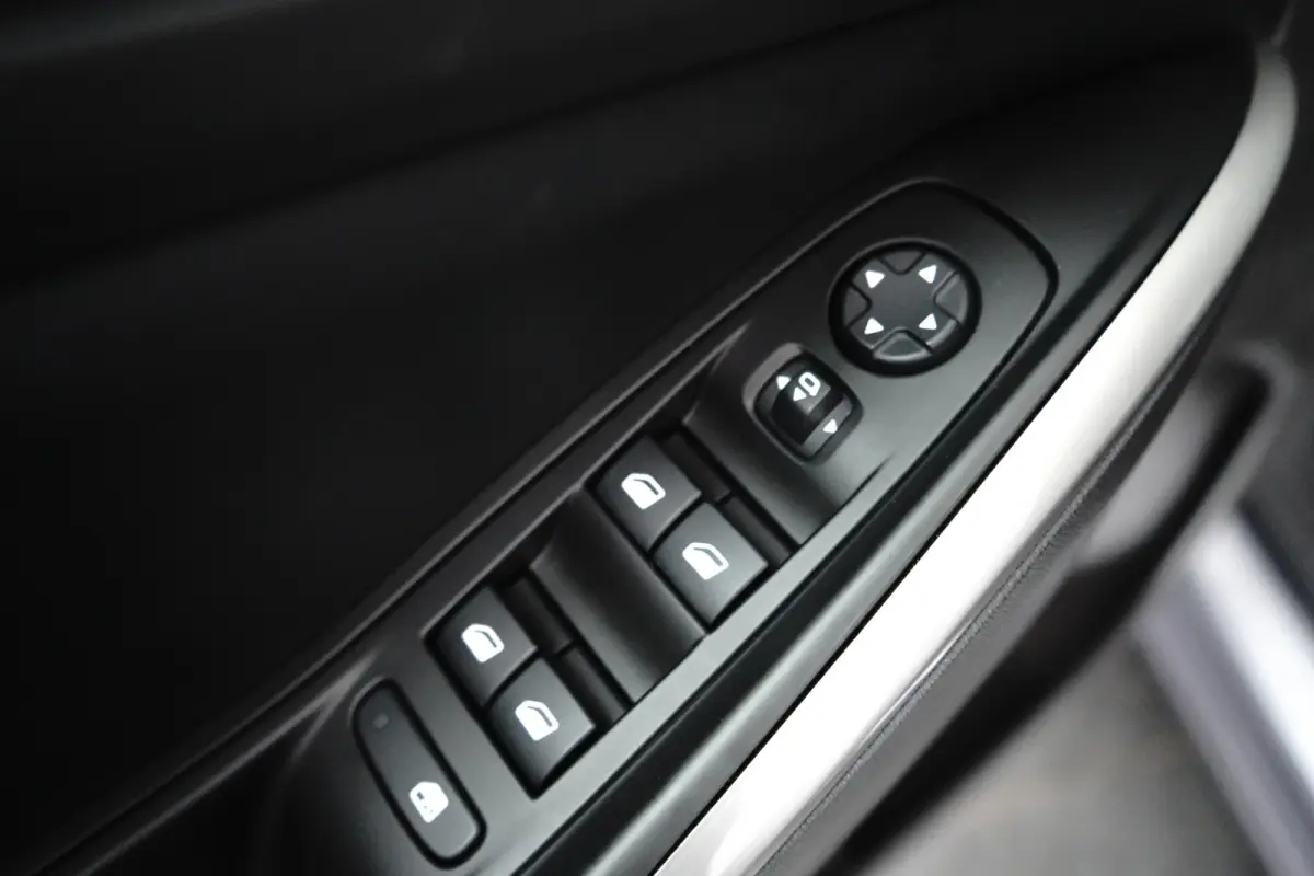 1.6 Turbo Plug-In Hybrid GS Line