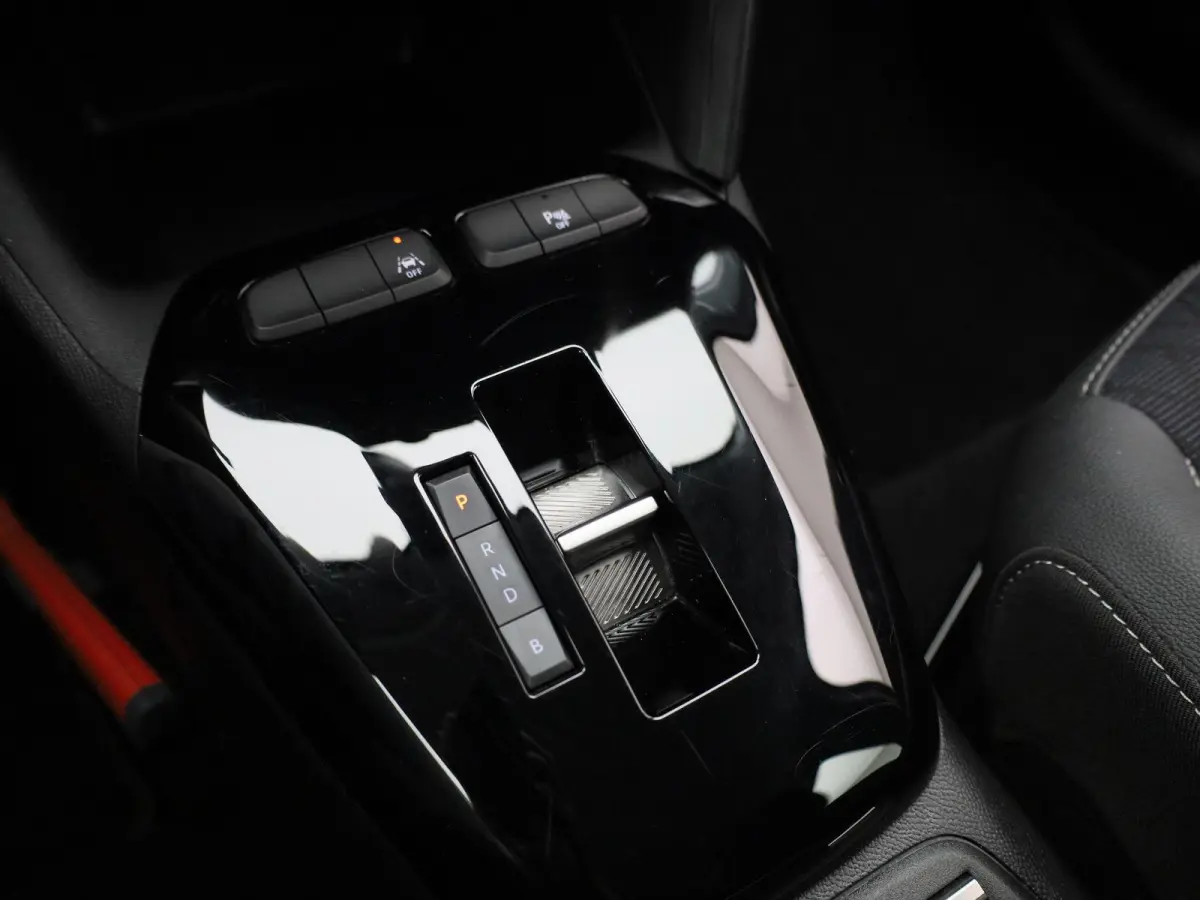 Electric 50 kWh | WORDT VERWACHT | ACHTERUITRIJCAMERA | APPLE CARPLAY - ANDROID AUTO | VIRTUAL COCKPIT | CLIMATE CONTROL | CRUISE CONTROL |
