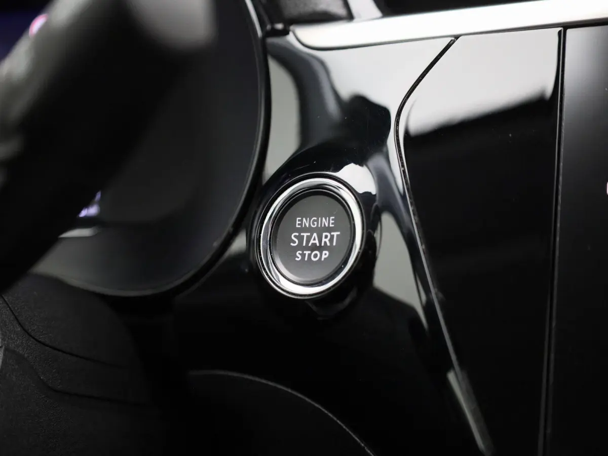 Electric 50 kWh | WORDT VERWACHT | ACHTERUITRIJCAMERA | APPLE CARPLAY - ANDROID AUTO | VIRTUAL COCKPIT | CLIMATE CONTROL | CRUISE CONTROL |