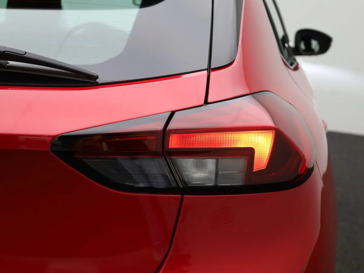 Electric 50 kWh | WORDT VERWACHT | ACHTERUITRIJCAMERA | APPLE CARPLAY - ANDROID AUTO | VIRTUAL COCKPIT | CLIMATE CONTROL | CRUISE CONTROL |