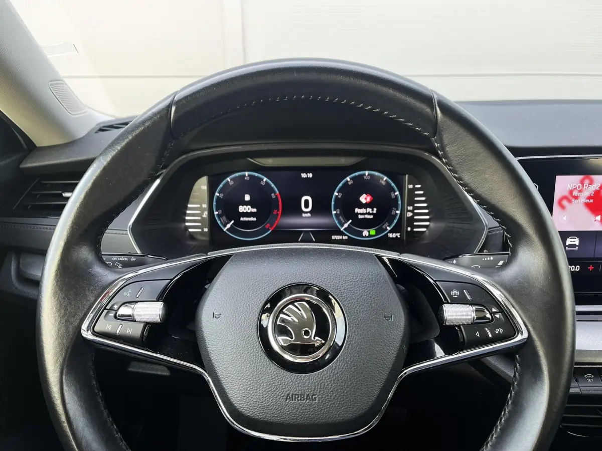 1.0 TSI 110pk Ambition | Navigatie | Smart Link | Climate Control